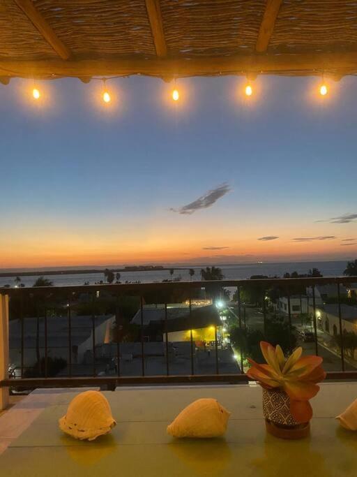 Casa Bahia 2 Blocks Malecon Amaizing Ocean View Lejlighed La Paz Eksteriør billede